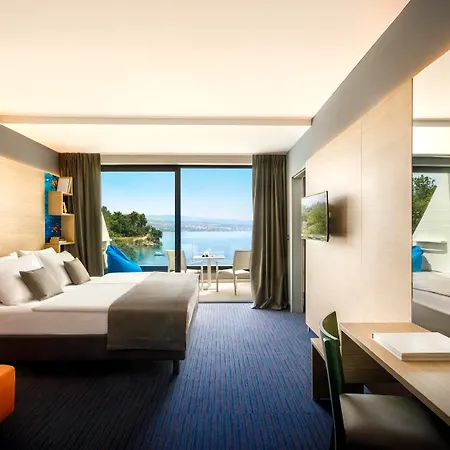 Icici - By Liburnia & 4*