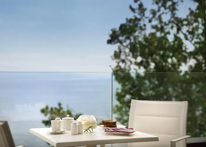 Icici - By Liburnia & Opatija