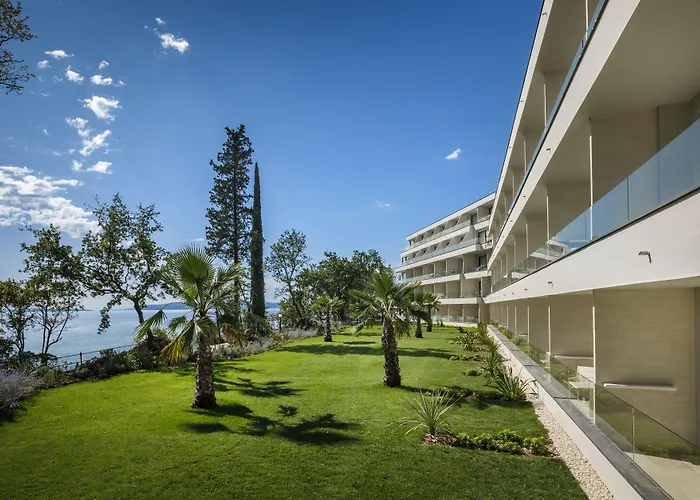 Icici - By Liburnia & Opatija