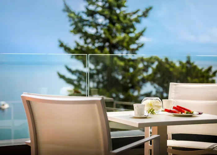 Icici - By Liburnia & オパティヤ